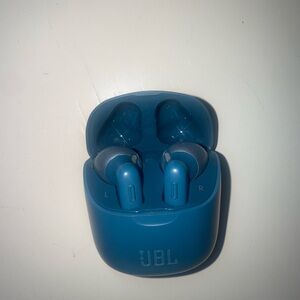 JBL Teal Wireless Earbuds